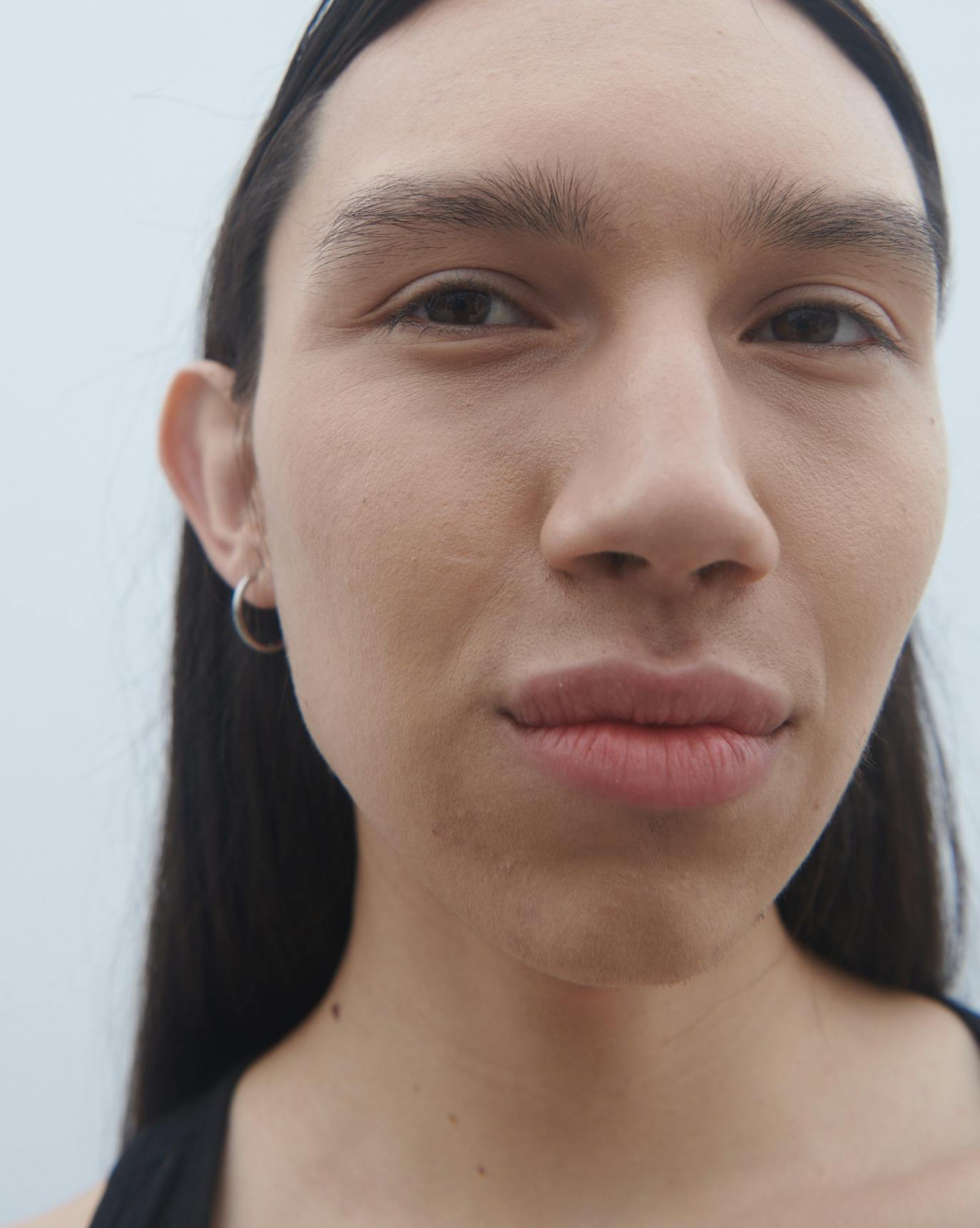 Robert in Stretch Balm Concealer, M1.